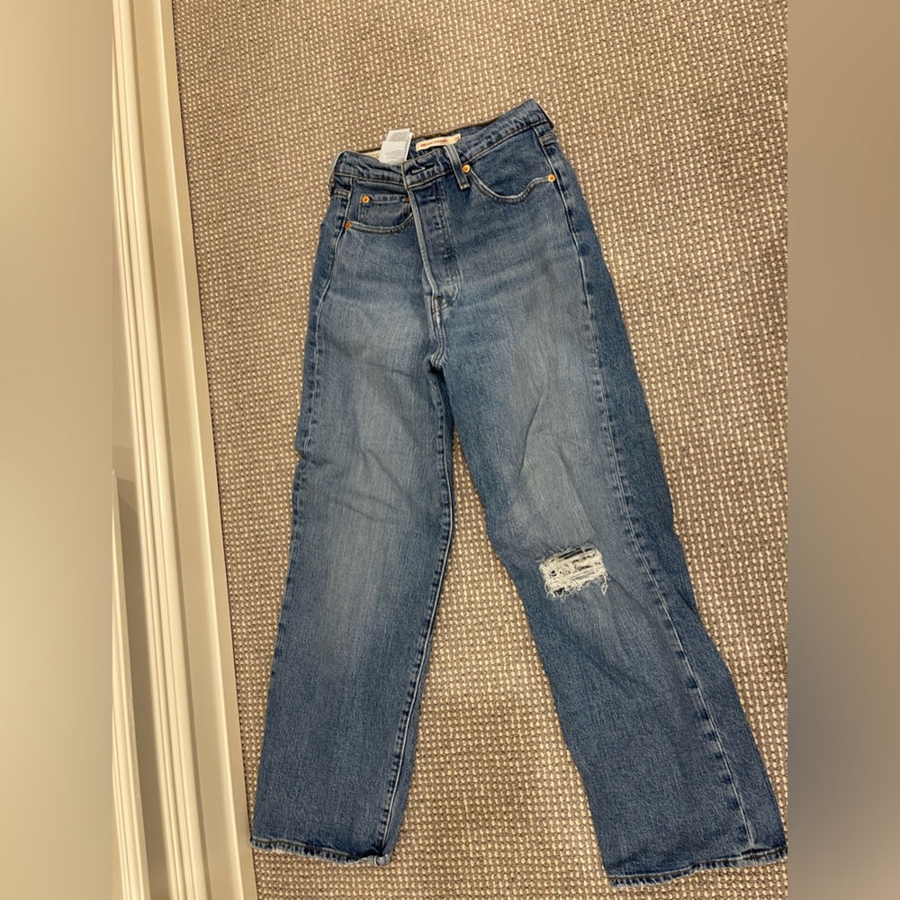 Levi rib cage jeans